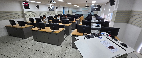 8308 main image